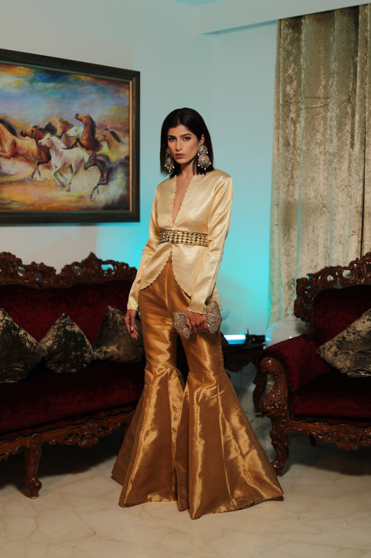 ISHQ: Shimmer Ivory Top With Gold Tissue Net Pant